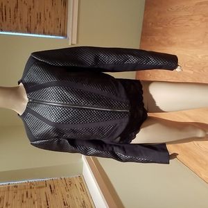 BCBGMaxAzaria Black Padded Crop Style Jacket Size L